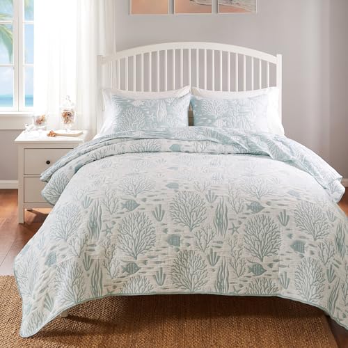 Greenland Home Coastal Paradise Reversible Matelassé Coverlet Set, 3-Piece King/Cal King, Marina Seafoam
