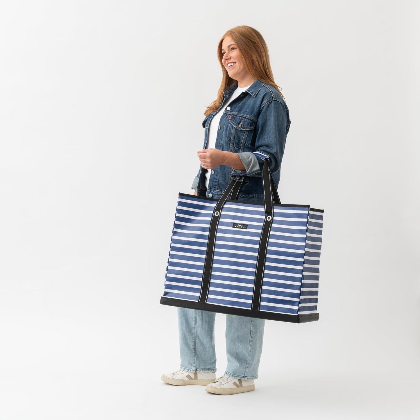 SCOUT 4 Boys Bag, Extra Large Water-Resistant Family Beach Bag with Zip Closure