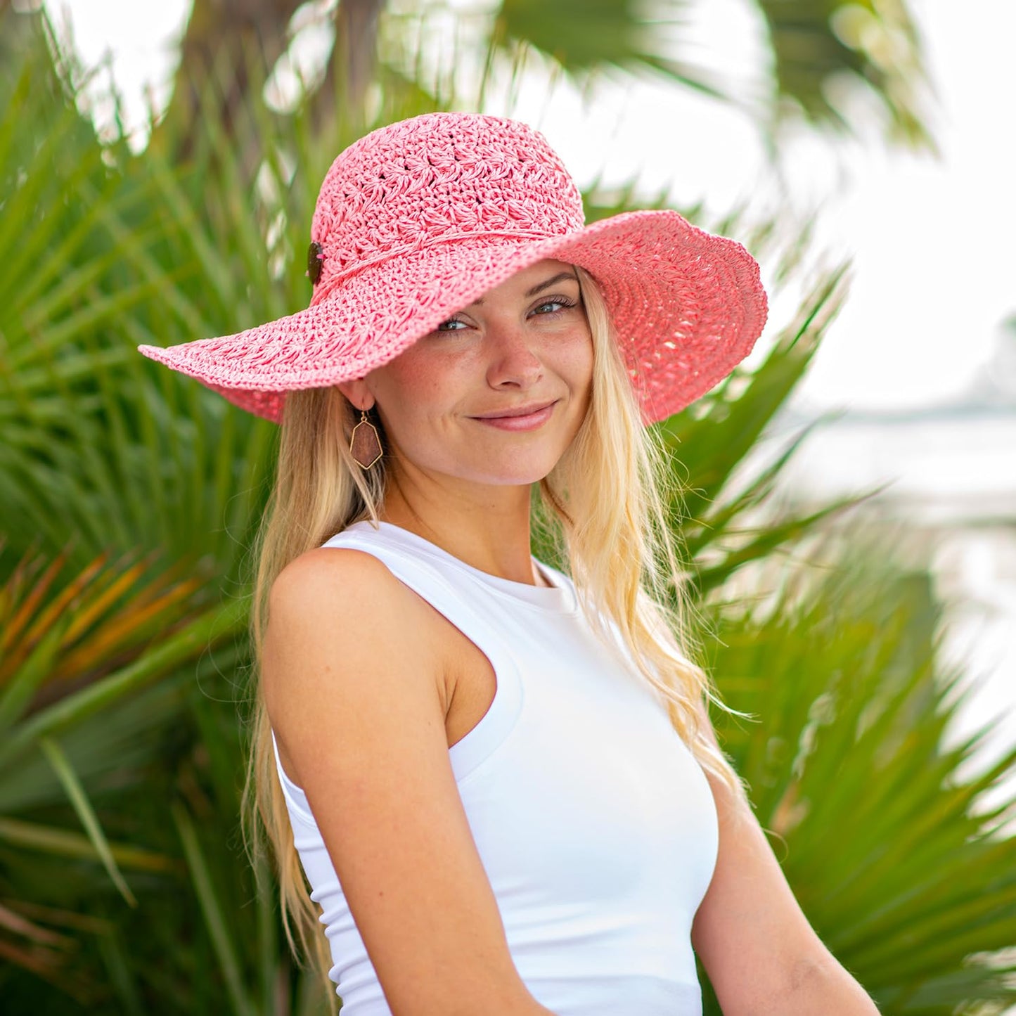 Panama Jack Women's Crocheted Toyo Sun Hat with Sizing Tie, 4" Big Brim (Aqua)