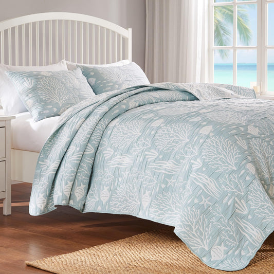 Greenland Home Coastal Paradise Reversible Matelassé Coverlet Set, 3-Piece King/Cal King, Marina Seafoam