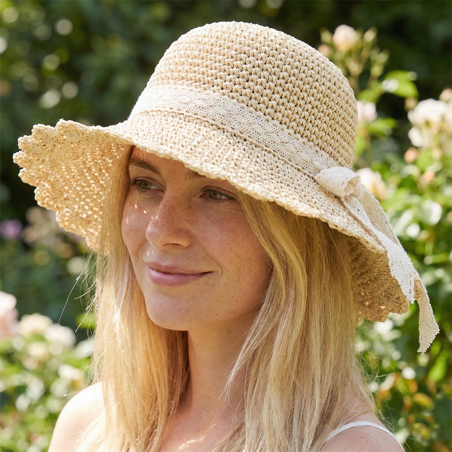 Summer Beach Sun Straw Hats for Women Ladies Wide Brim Lace Bow Floppy Packable Travel Bucket Hats UPF 50+ Crushable UV Fishing Cap Foldable Sun Protection Hat Beige