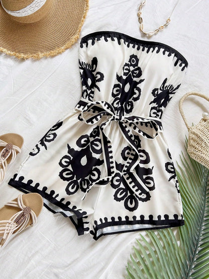 Floerns Women's Boho Floral Strapless Jumpsuit Sleeveless Vacation Short Belted Romper Black and White Small