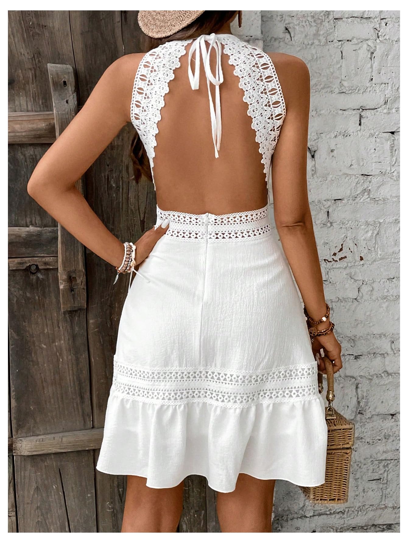 Floerns Women's Contrast Lace Sleeveless Halter Dress Backless Vacation A Line Dress White Large