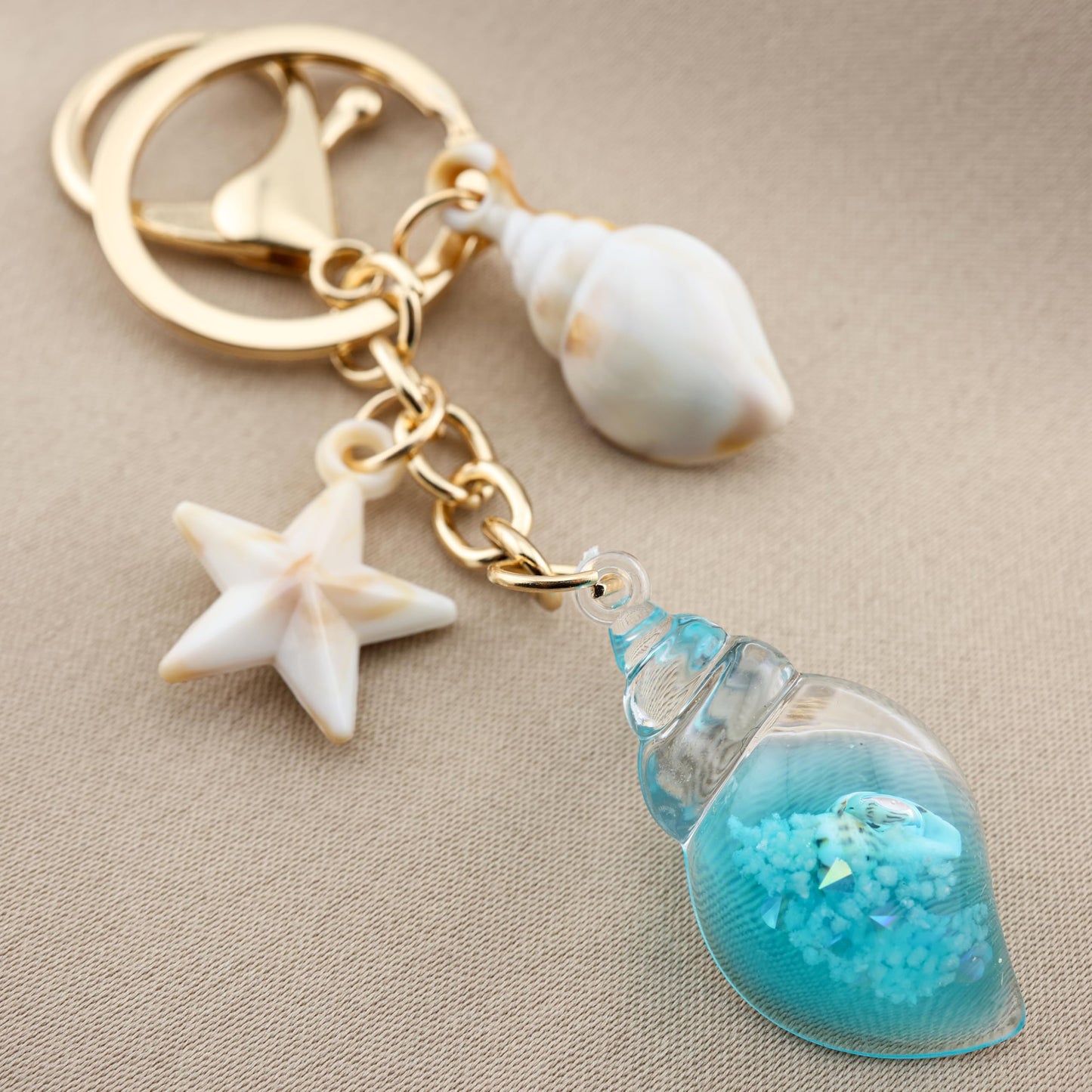 MyfavoriteK Seashell Keychain Purse Charm for Women Girls Tote Bag Backpack Accessory Cute Beach Key Chain (Turquoise)