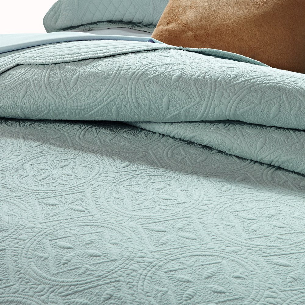 Calla Angel Sage Garden Luxury Pure Cotton Quilt, King, Light Aqua