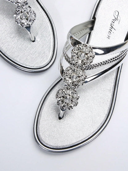 Floerns Women's Flat Sandals Flip Flop Sandals Summer Slip on Dressy Thong Sandal Silver 6