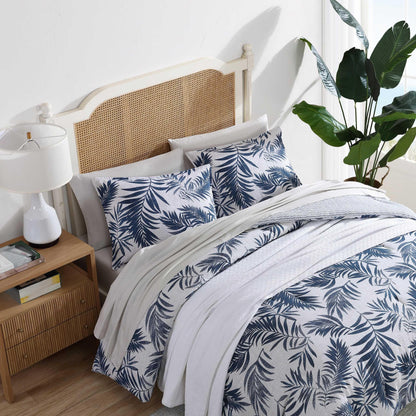 Nautica - King Comforter Set, Reversible Cotton Bedding with Matching Shams, Medium-Weight, Oeko-Tex Certified (Marina Leaf White/Navy)