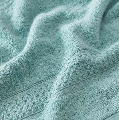 Nautica - Bath Towels, 100% Soft & Absorbent Cotton Towels, Fade Resistant and Zero Twist Construction, Medium Weight Bathroom Towels (Oceane Turquoise, 6 Piece)