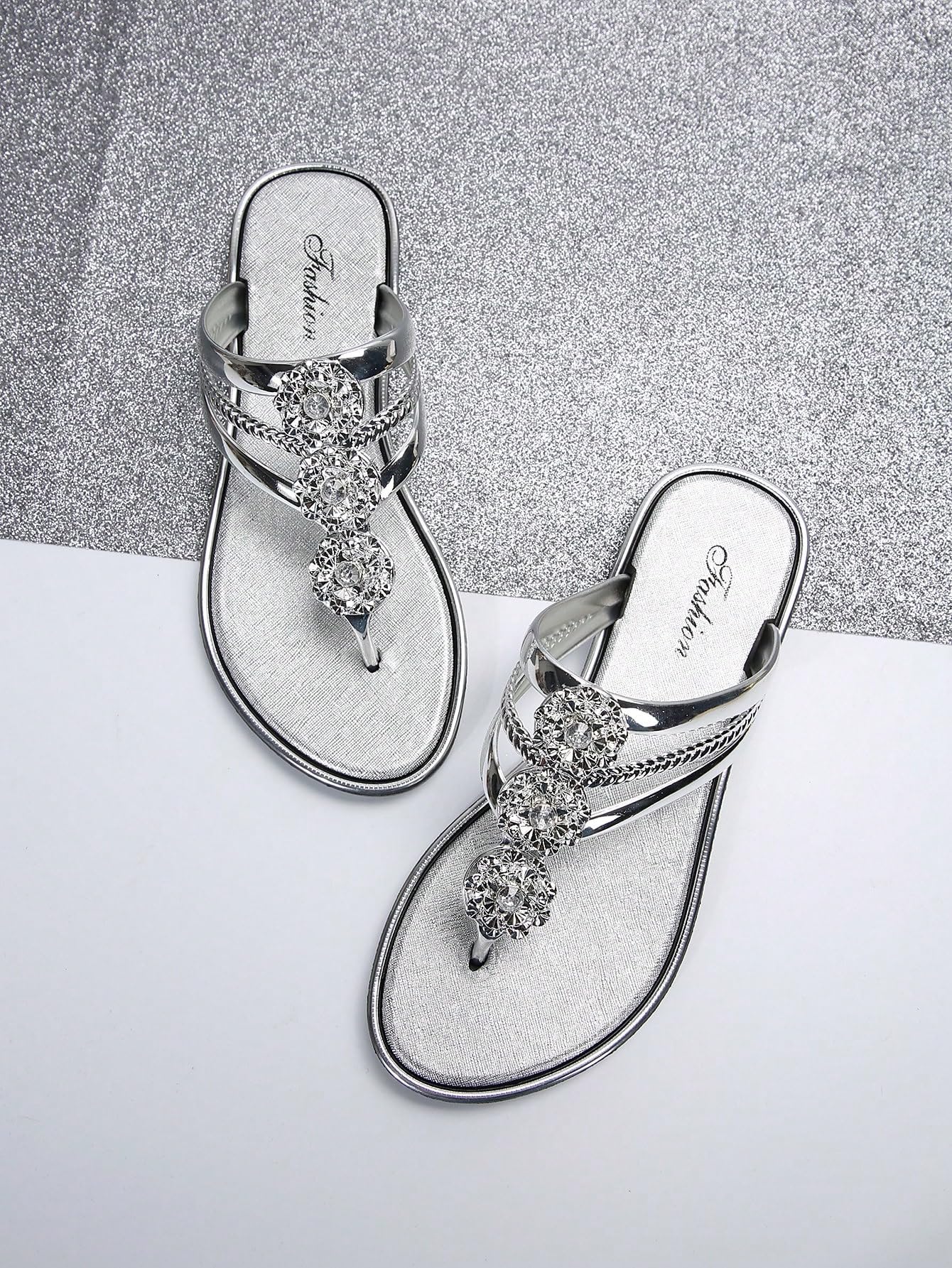 Floerns Women's Flat Sandals Flip Flop Sandals Summer Slip on Dressy Thong Sandal Silver 6