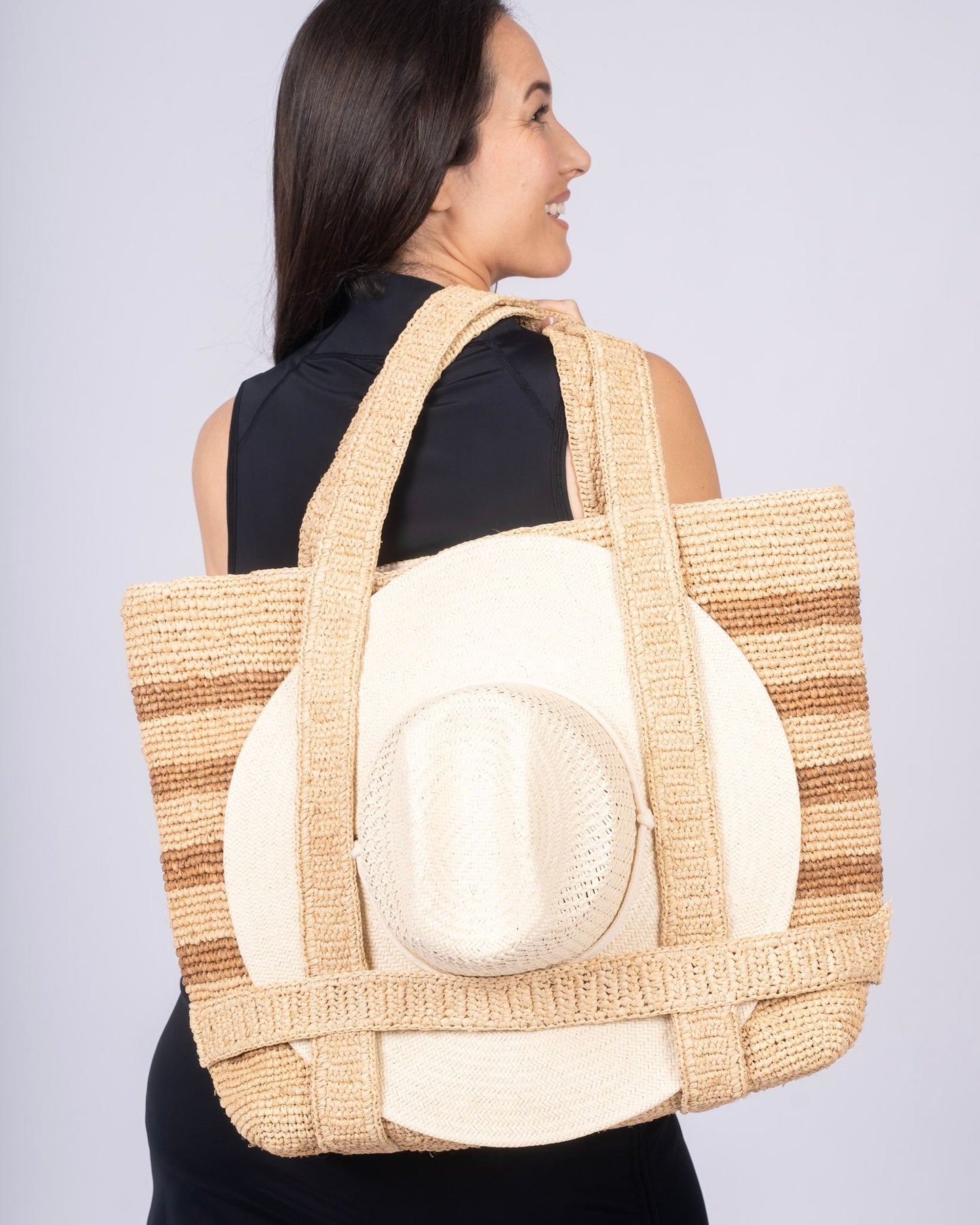 The Original Straw Traveler Bag